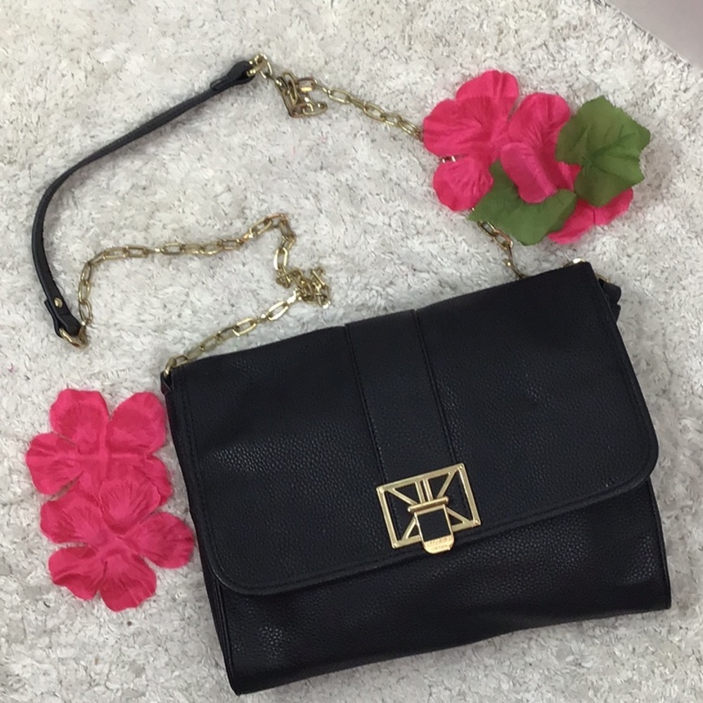 Kardashian black envelope bag